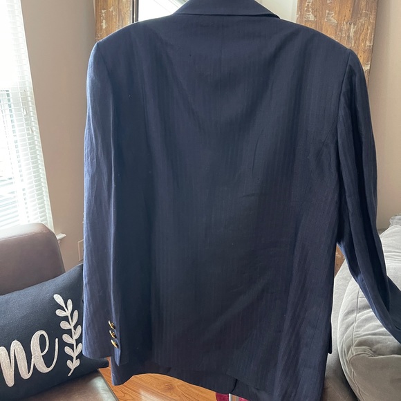 Louis Feraud Blazer - Picture 8 of 9